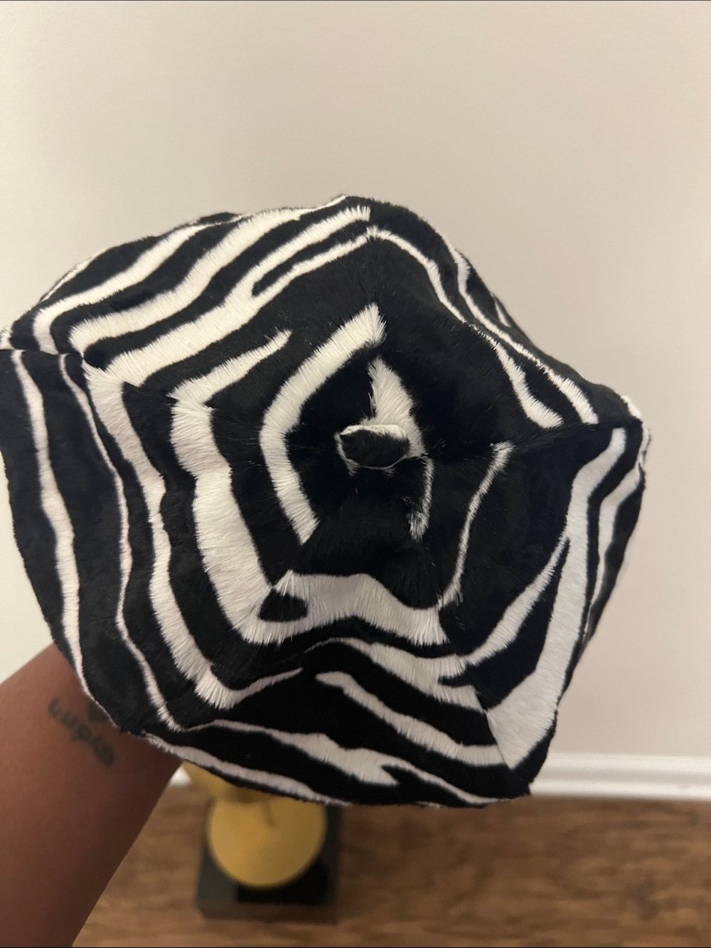 Trina Turk Zebra-Print Faux Fur Beret - Black & White - Picture 5 of 5
